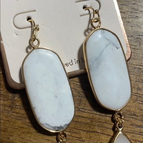 Avant Marble Earrings - Picture 2 of 2